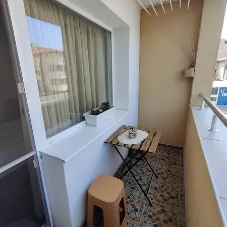 Serkyovi Apartment